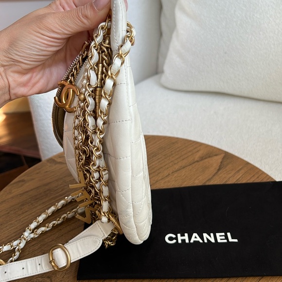 ⭐️RUNWAY⭐️CHANEL All About Chains Bum Bag Fanny Waist Belt Bag ✨Limited Edition✨ - Picture 9 of 17